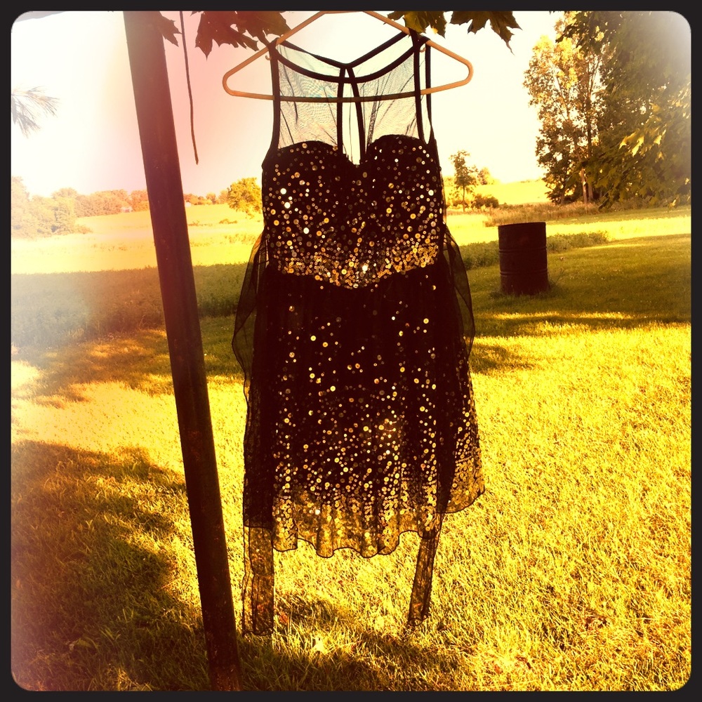 Black sequin homecoming/prom dress